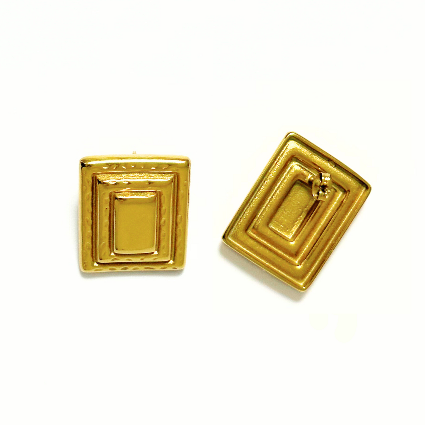 Pair of Alvéra Vintage Gold Rectangle Stud Earrings – elegant gold-plated studs with vintage-inspired design, refined minimalist jewelry