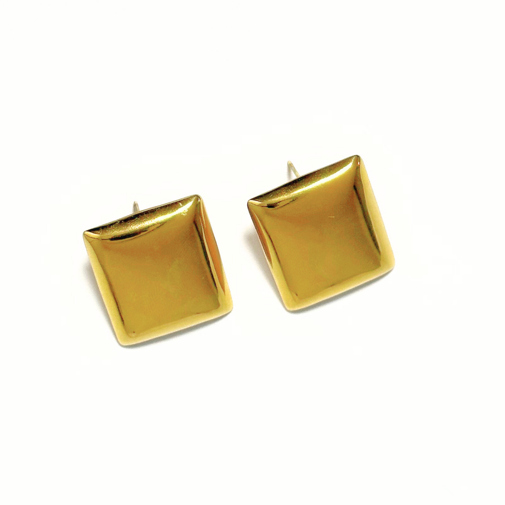 Pair of Alvéra Gold Rectangle Stud Earrings – elegant gold-plated rectangle earrings, trendy minimalist jewelry for women