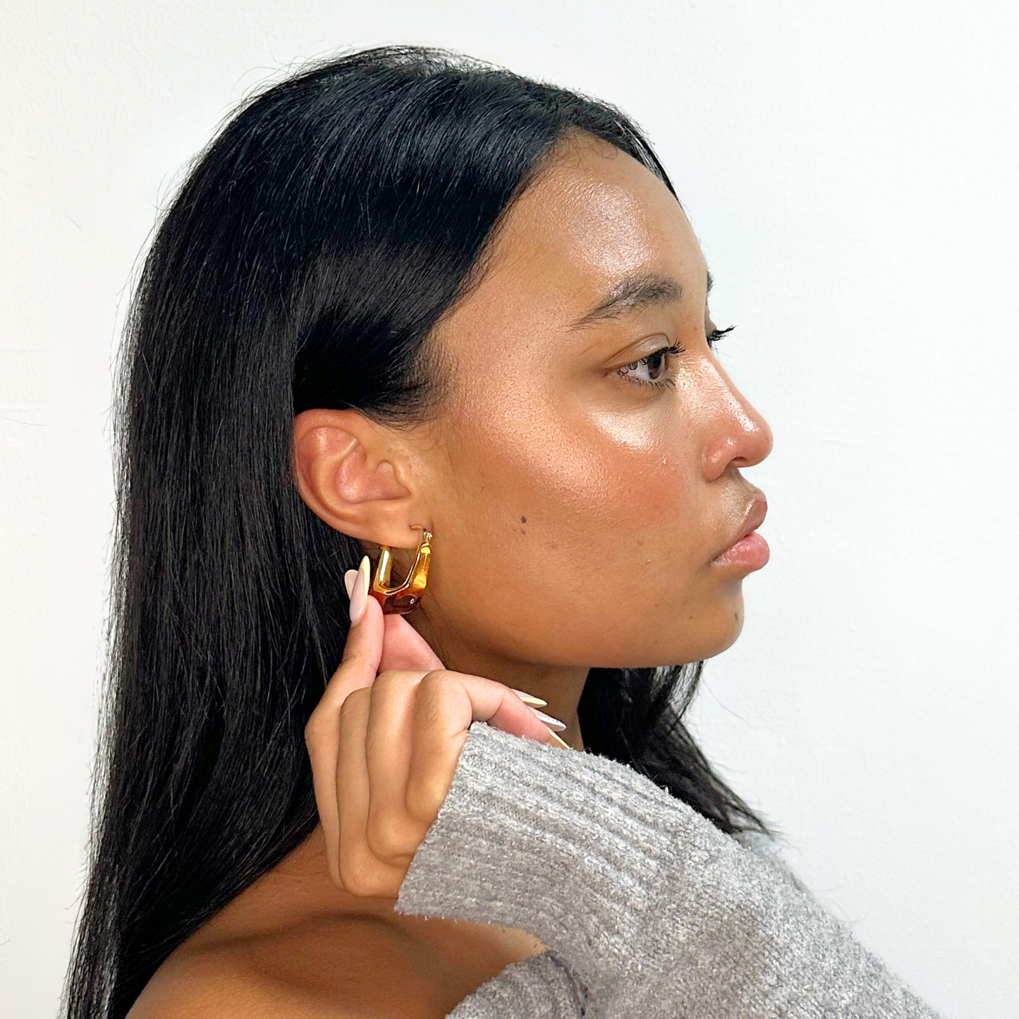 Amber Resin Studs